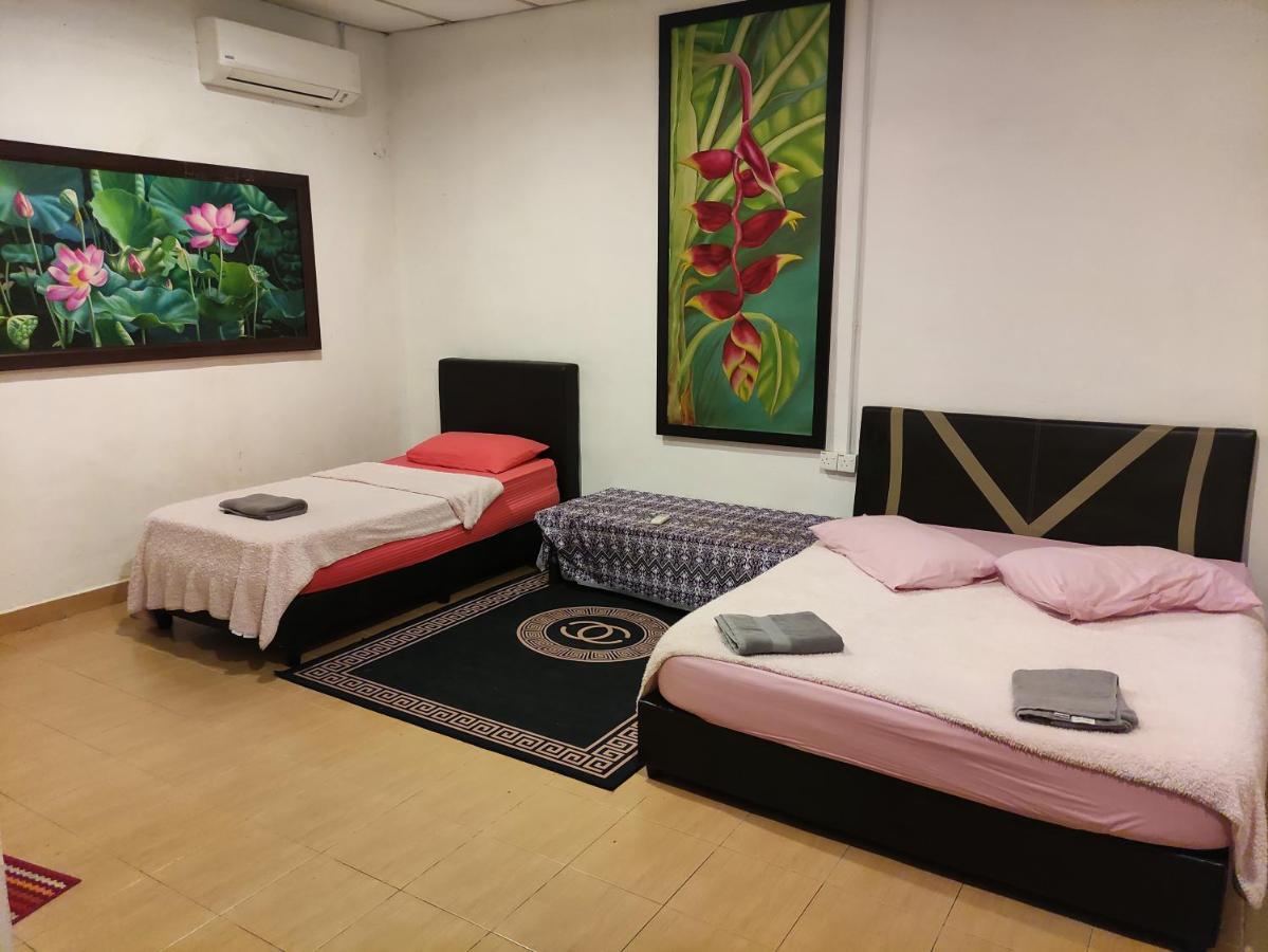 Kencana Guest House Pantai Cenang  Exterior foto